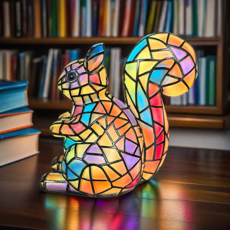 Jakkie | Squirrel Lamp Magisk made of Colored Glass