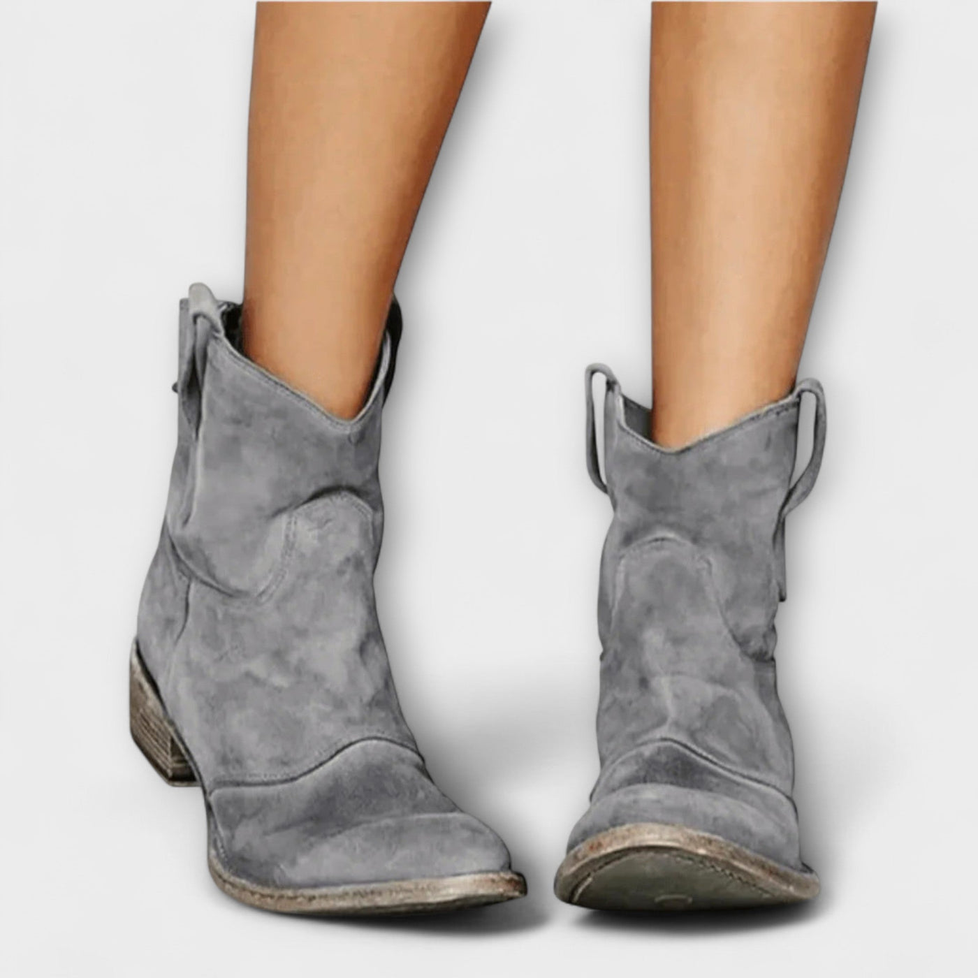 Marla | Suede boots in Savannah style